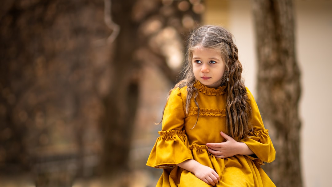 Photo mustard dress